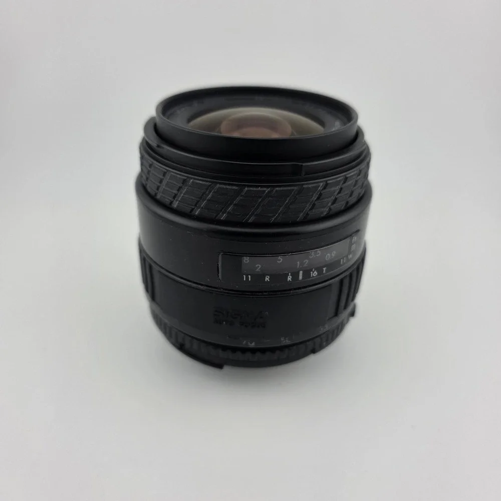 Sigma 28-70mm f/3.5-4.5 Zoom Lens Vintage Pre-Owned Untested‎